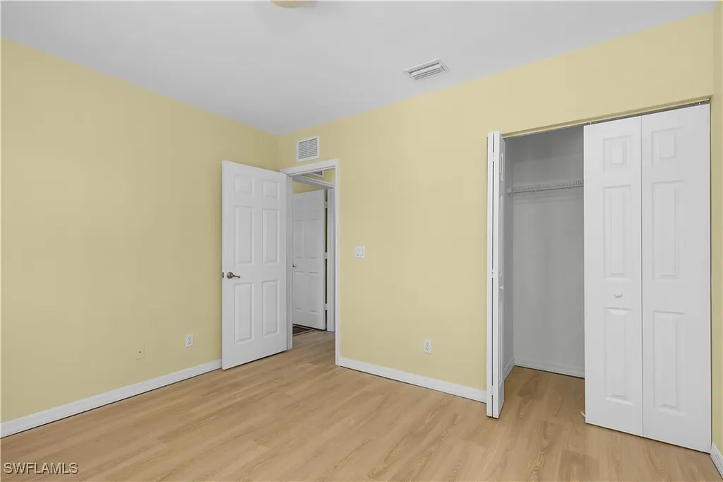 2408 Laurentina Lane Cape Coral FL 33909