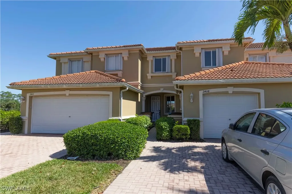 2408 Laurentina Lane Cape Coral FL 33909