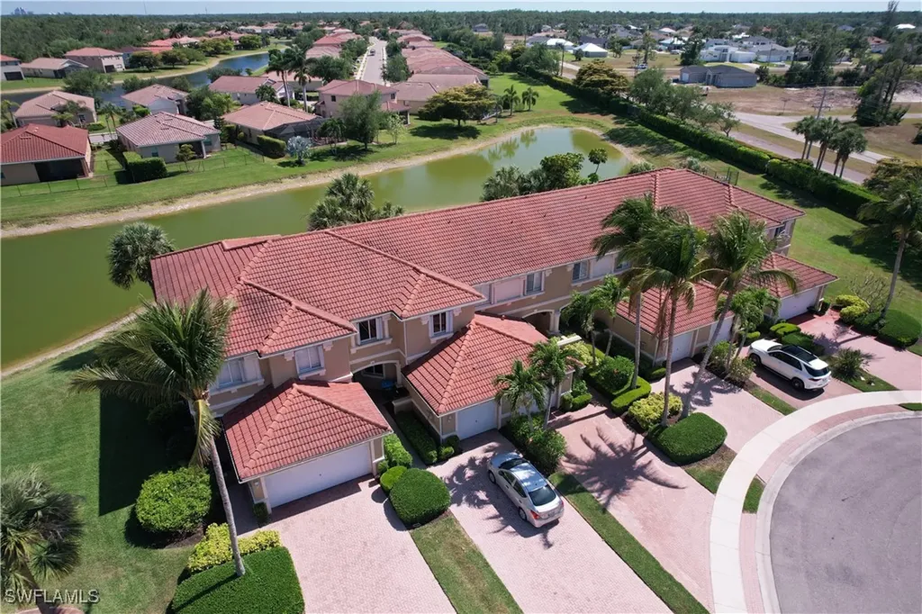 2408 Laurentina Lane Cape Coral FL 33909