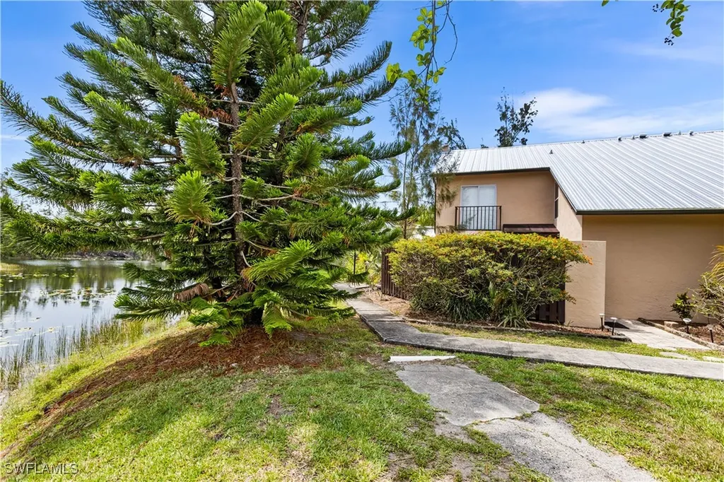 6272 Westshore Drive Fort Myers FL 33907