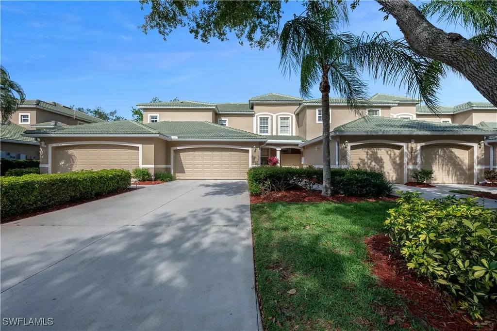3485 Laurel Greens Lane S Naples FL 34119