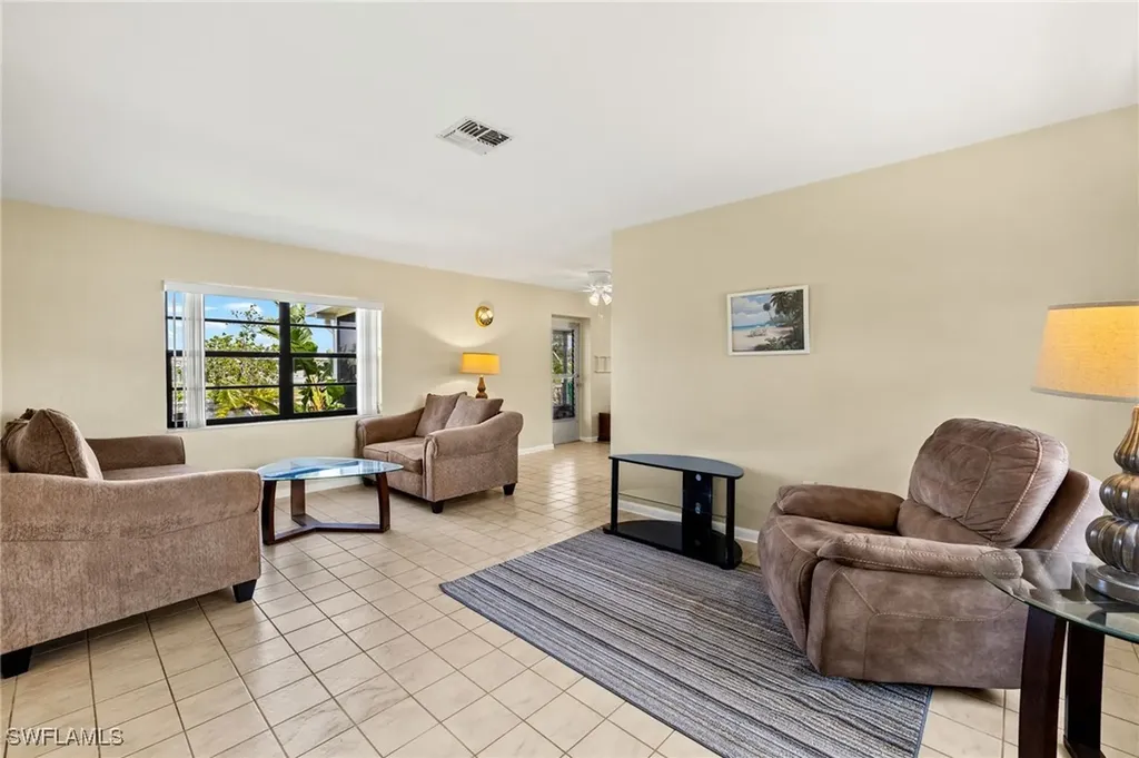 128 Rodgers Avenue NE Port Charlotte FL 33952