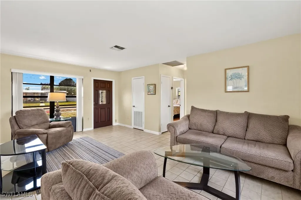 128 Rodgers Avenue NE Port Charlotte FL 33952