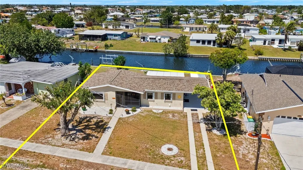 128 Rodgers Avenue NE Port Charlotte FL 33952