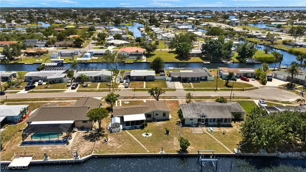 128 Rodgers Avenue NE Port Charlotte FL 33952