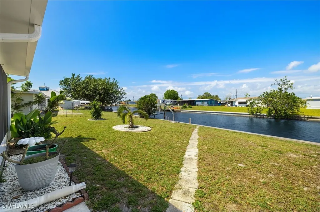 128 Rodgers Avenue NE Port Charlotte FL 33952