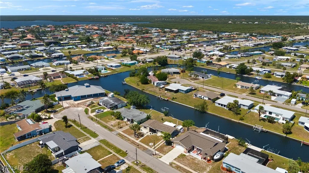 128 Rodgers Avenue NE Port Charlotte FL 33952