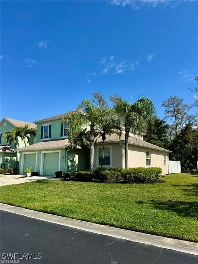 3636 Pine Oak Circle Fort Myers FL 33916