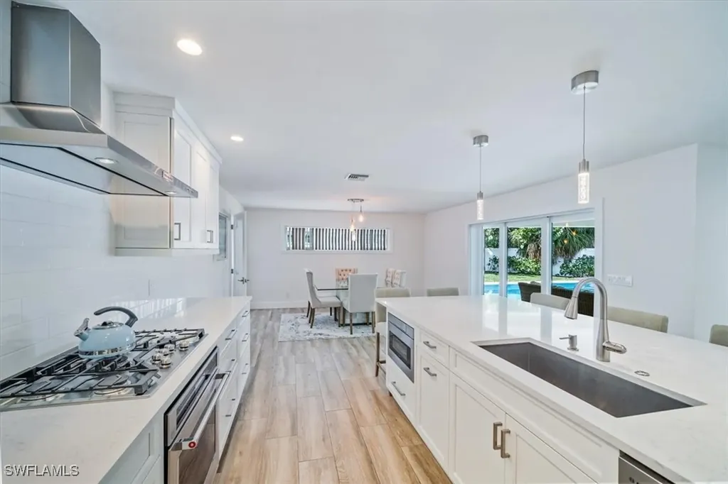 635 W Valley Drive Bonita Springs FL 34134