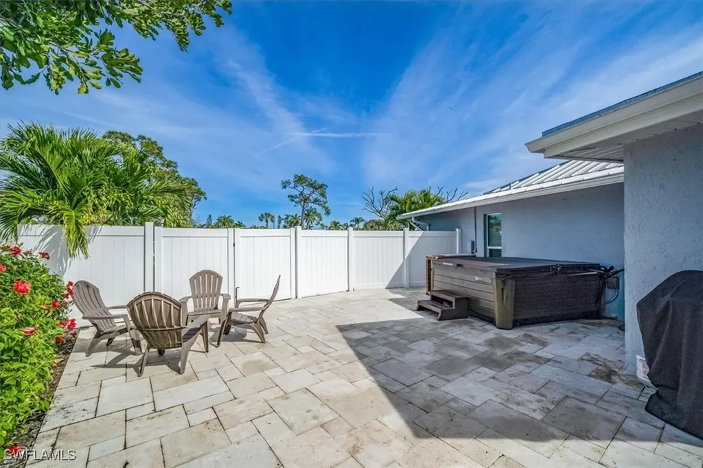 635 W Valley Drive Bonita Springs FL 34134
