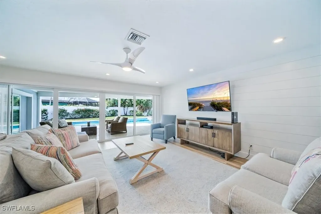 635 W Valley Drive Bonita Springs FL 34134