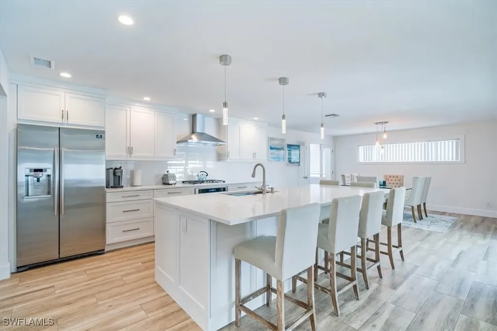 635 W Valley Drive Bonita Springs FL 34134