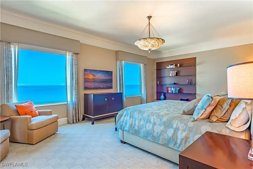 81 Seagate Drive Naples FL 34103