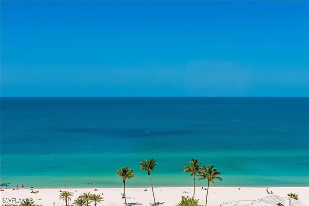 81 Seagate Drive Naples FL 34103