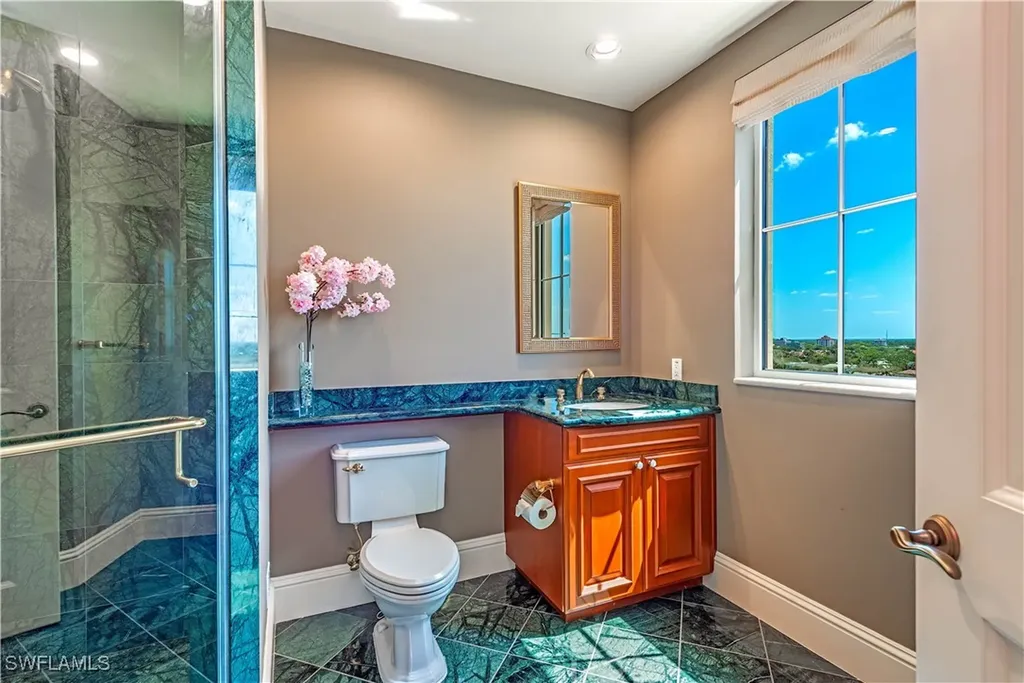 81 Seagate Drive Naples FL 34103