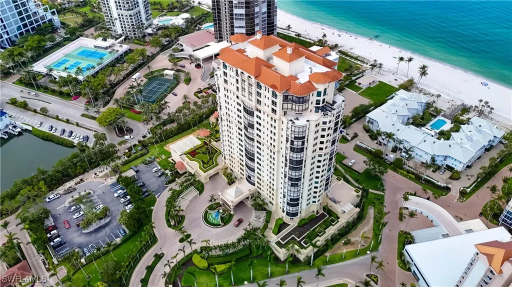 81 Seagate Drive Naples FL 34103