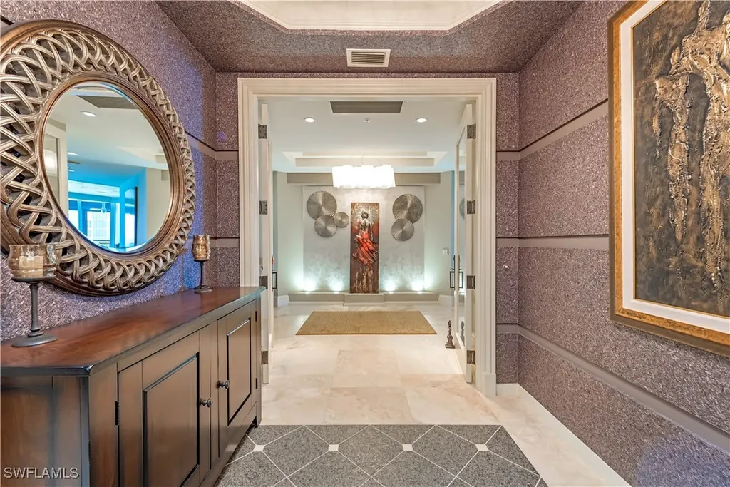 81 Seagate Drive Naples FL 34103