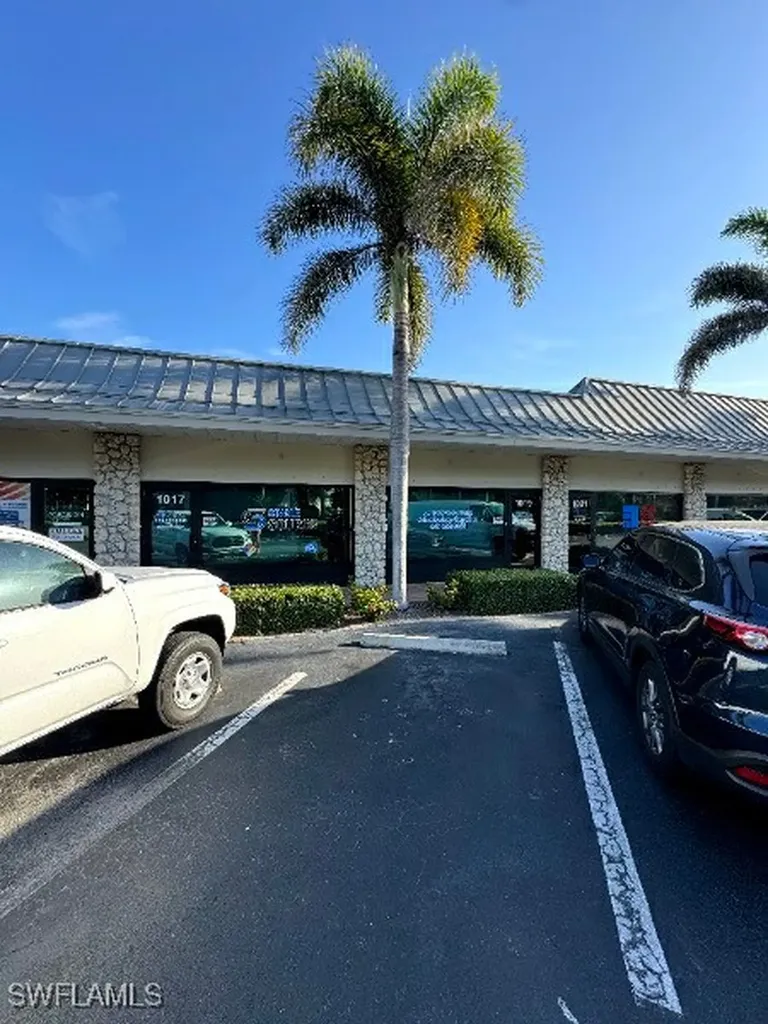 1017 5th Avenue N Naples FL 34102
