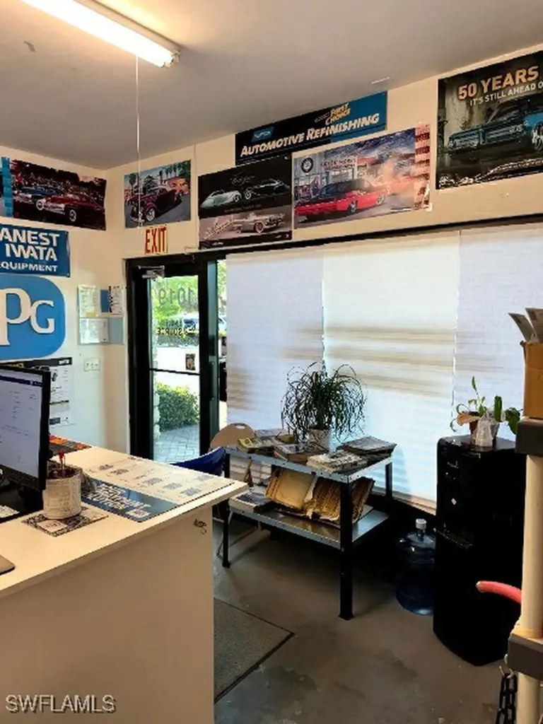 1017 5th Avenue N Naples FL 34102