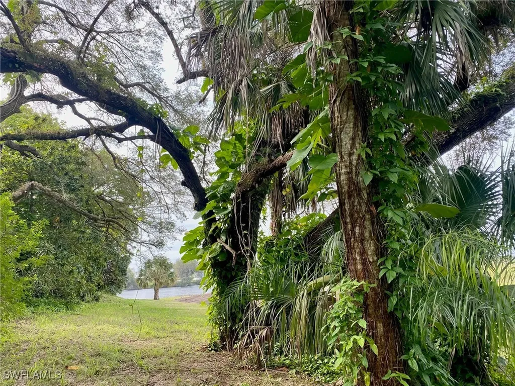 3771 Cr-78 Labelle FL 33935