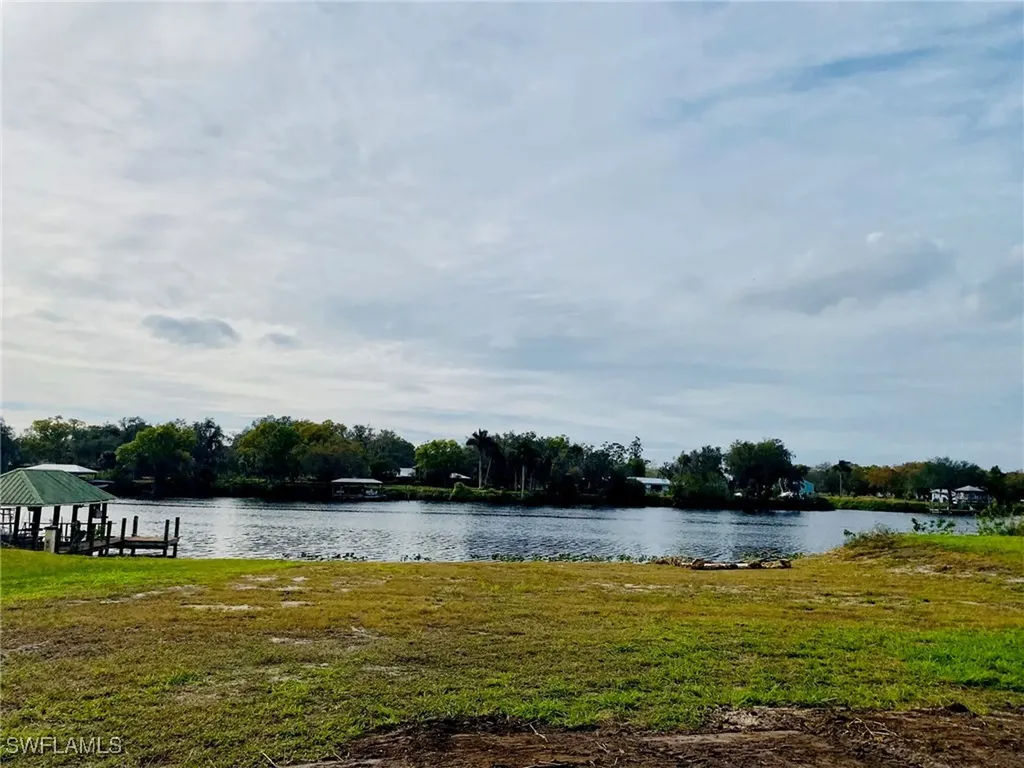 3771 Cr-78 Labelle FL 33935