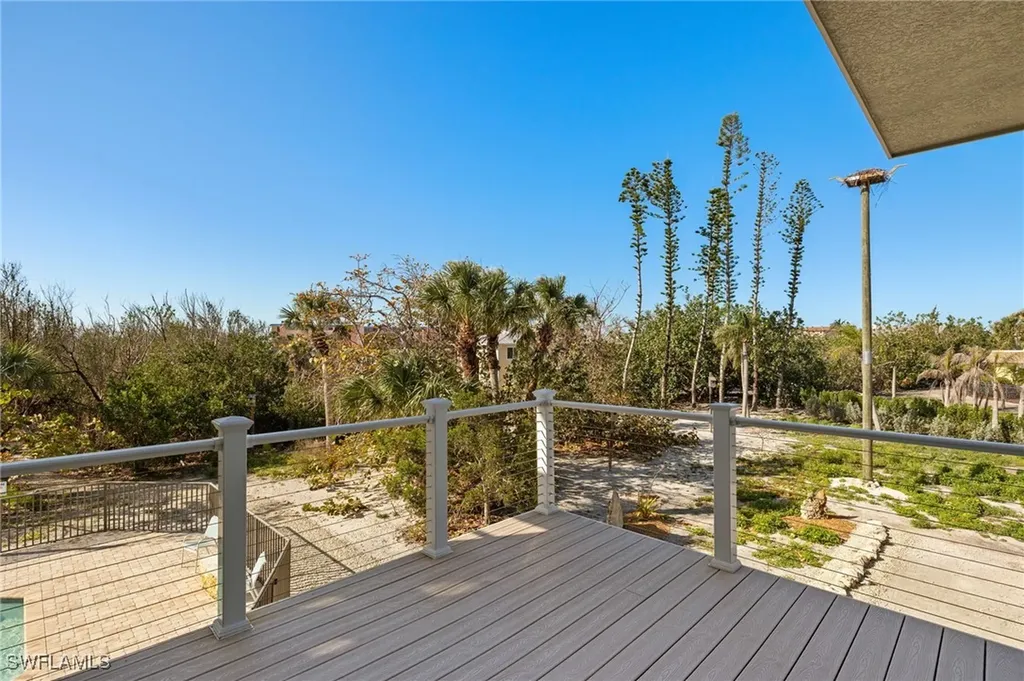 2190 Camino Del Mar Drive Sanibel FL 33957