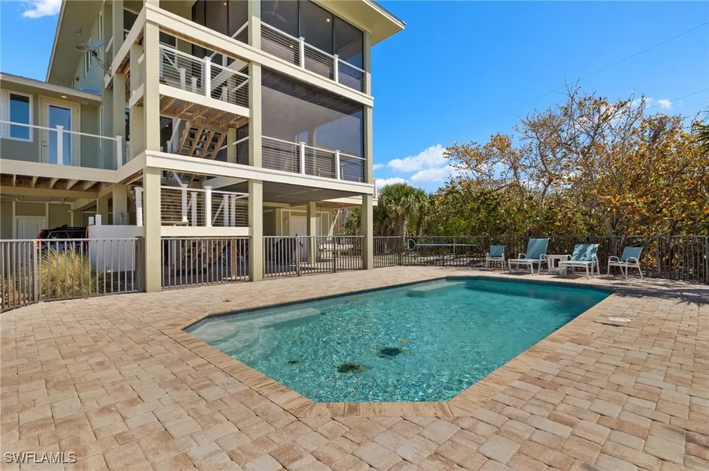 2190 Camino Del Mar Drive Sanibel FL 33957
