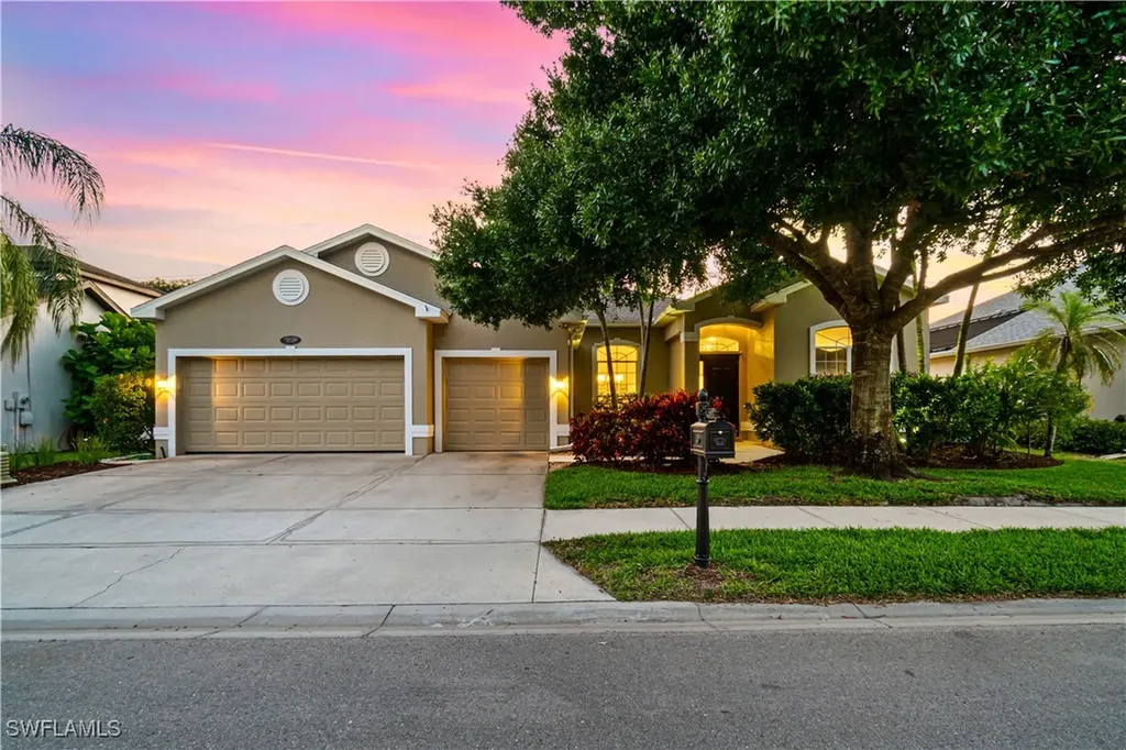 167 Burnt Pine Drive Naples FL 34119