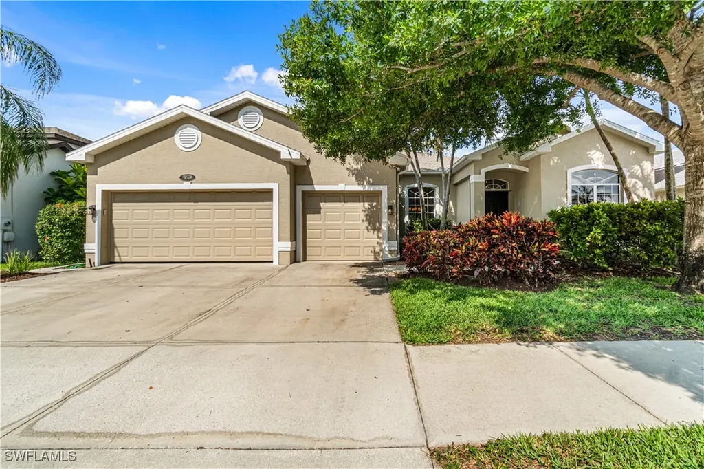 167 Burnt Pine Drive Naples FL 34119