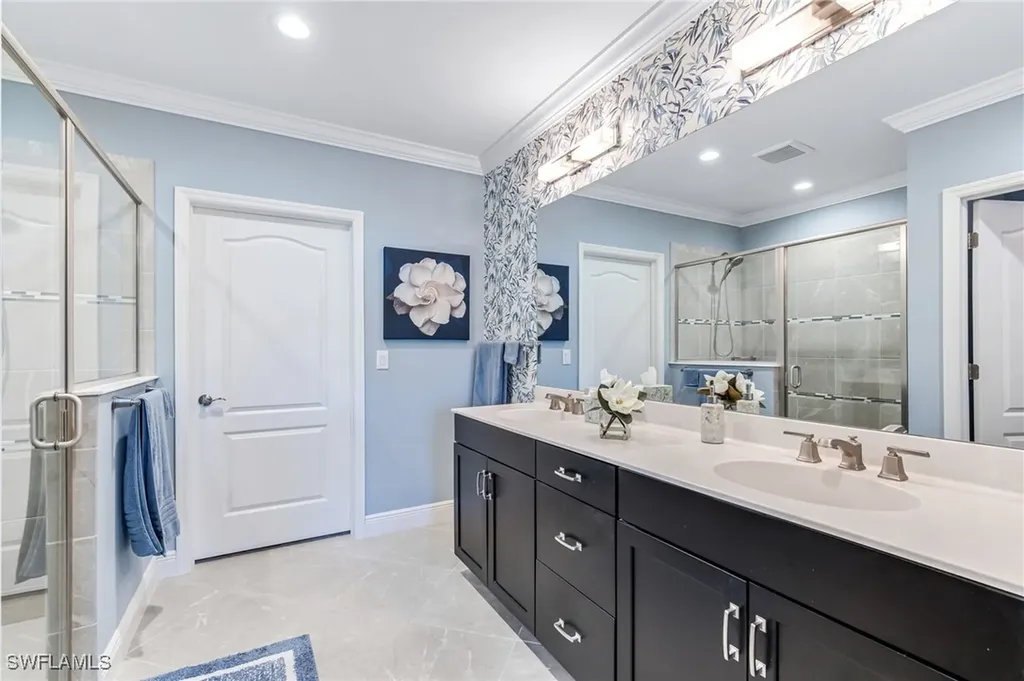 6948 Avalon Circle Naples FL 34112