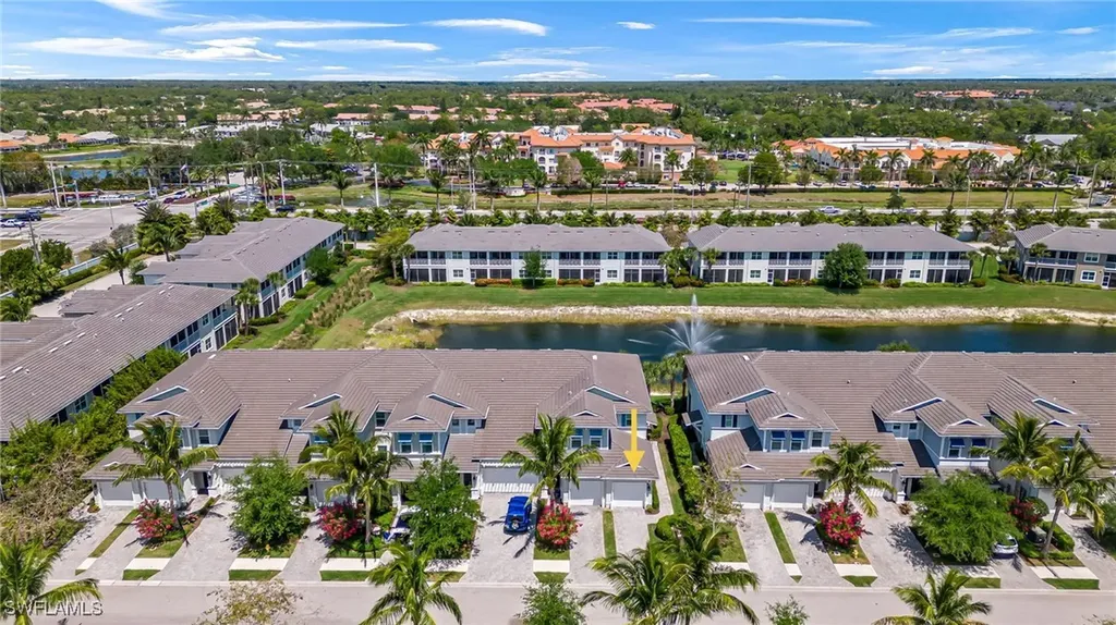 6948 Avalon Circle Naples FL 34112