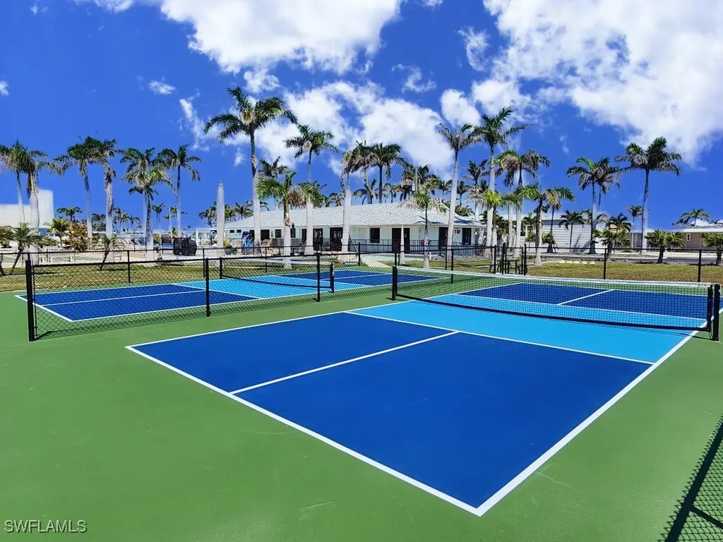 84 Blackbeard Way Fort Myers Beach FL 33931