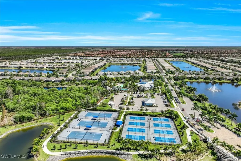 28293 Seasons Tide Avenue Bonita Springs FL 34135