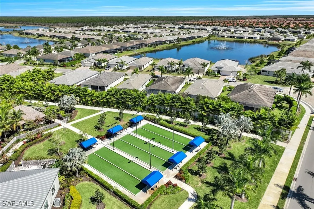 28293 Seasons Tide Avenue Bonita Springs FL 34135