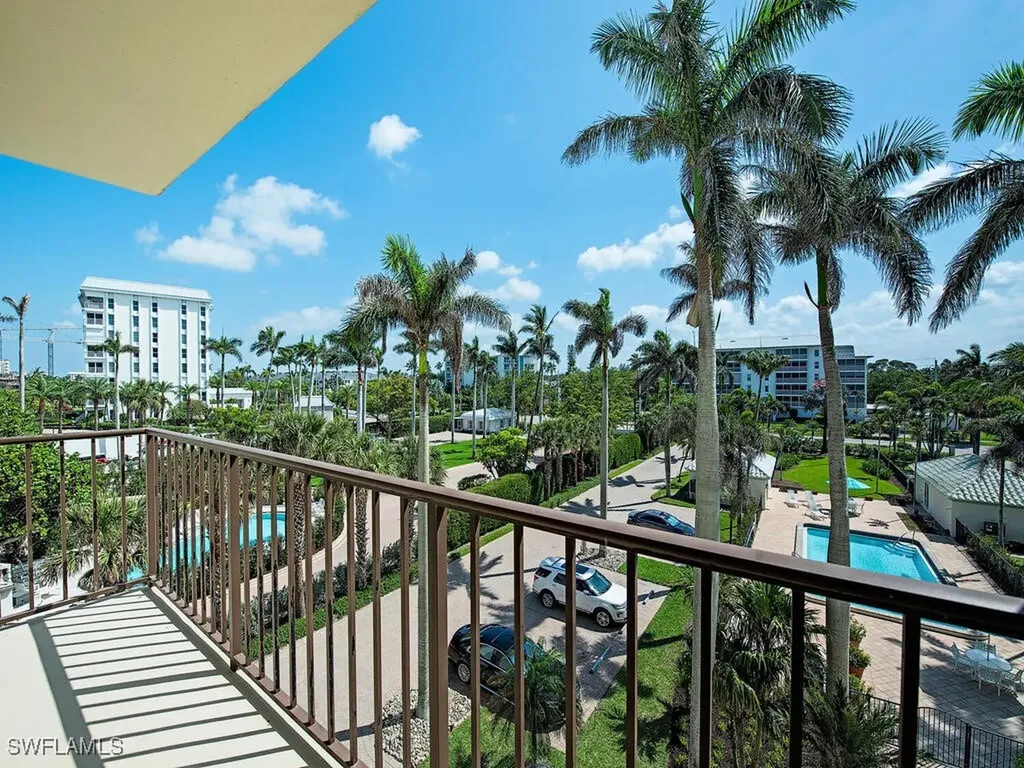 1255 Gulf Shore Boulevard N Naples FL 34102