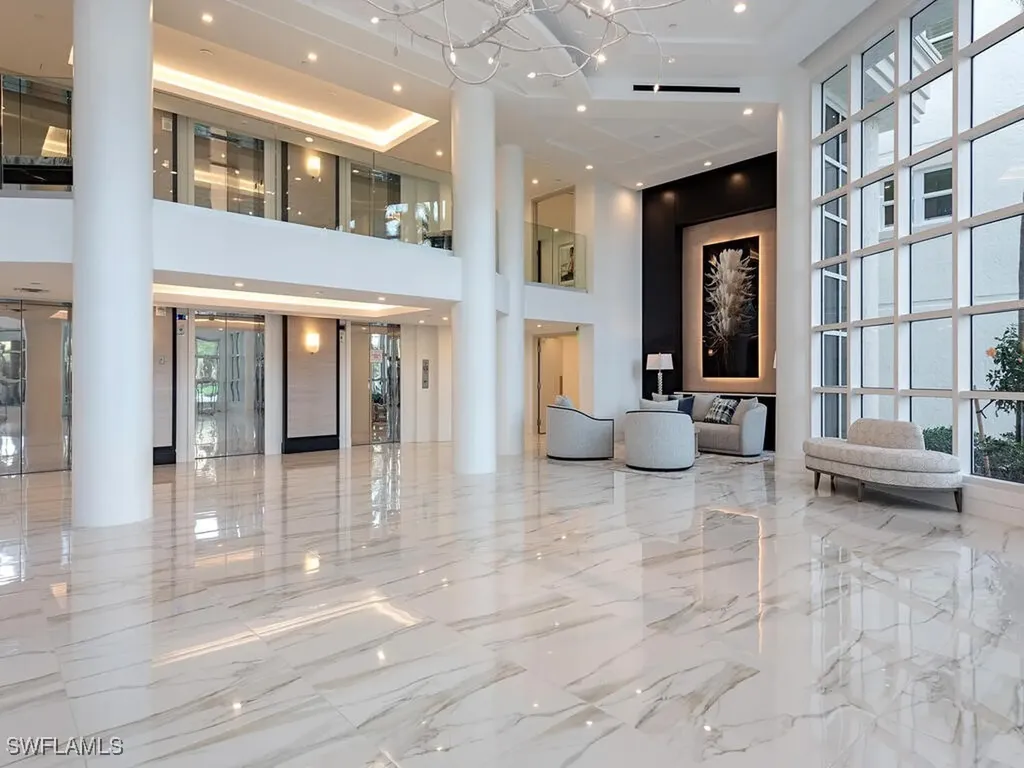 8111 Bay Colony Drive Naples FL 34108