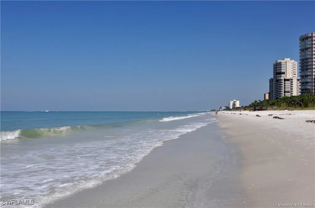 8111 Bay Colony Drive Naples FL 34108