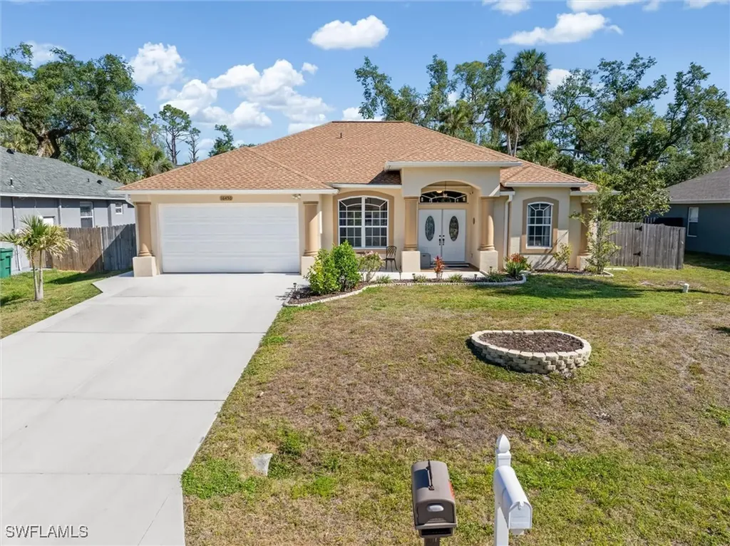 16450 Bauers Avenue Port Charlotte FL 33954