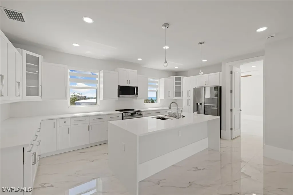 121 Hibiscus Drive Fort Myers Beach FL 33931