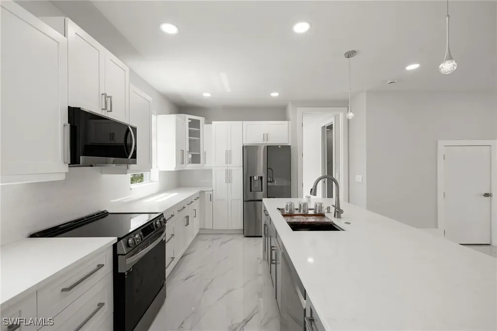 121 Hibiscus Drive Fort Myers Beach FL 33931
