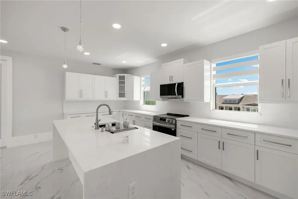 121 Hibiscus Drive Fort Myers Beach FL 33931