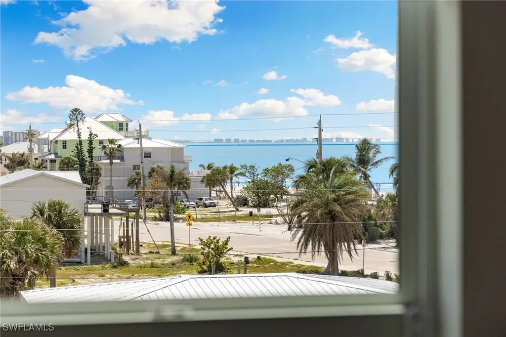 121 Hibiscus Drive Fort Myers Beach FL 33931