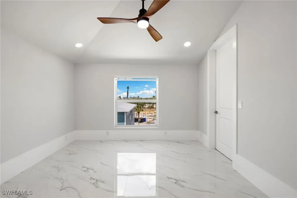 121 Hibiscus Drive Fort Myers Beach FL 33931