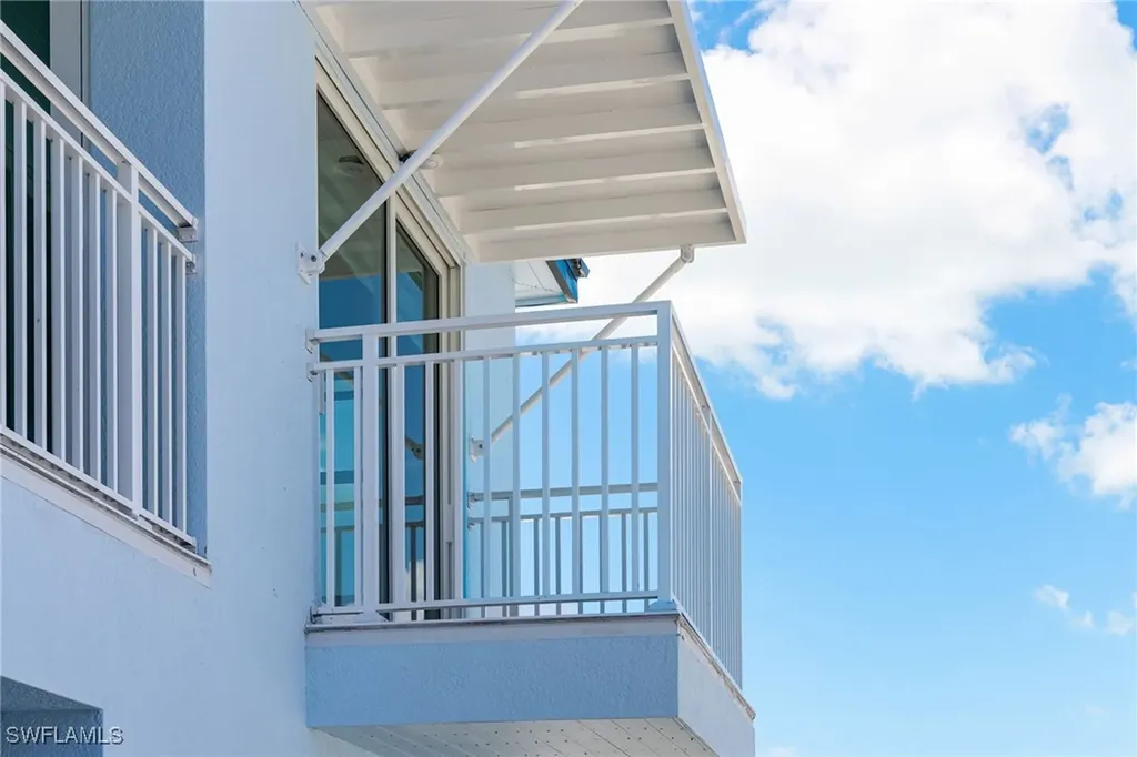 121 Hibiscus Drive Fort Myers Beach FL 33931