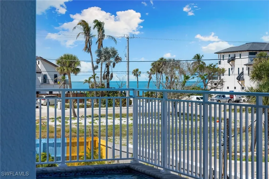 121 Hibiscus Drive Fort Myers Beach FL 33931