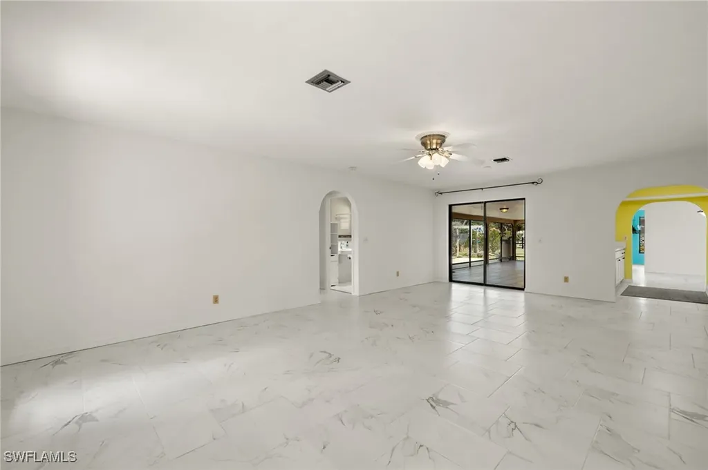 1011 El Mar Avenue Fort Myers FL 33919