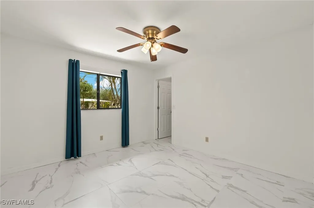 1011 El Mar Avenue Fort Myers FL 33919