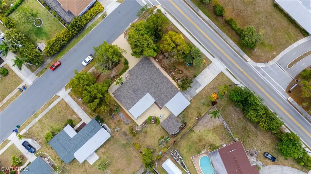 1011 El Mar Avenue Fort Myers FL 33919