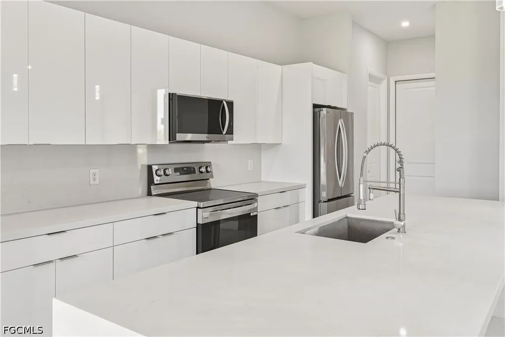 219 NW 28th Court Cape Coral FL 33993