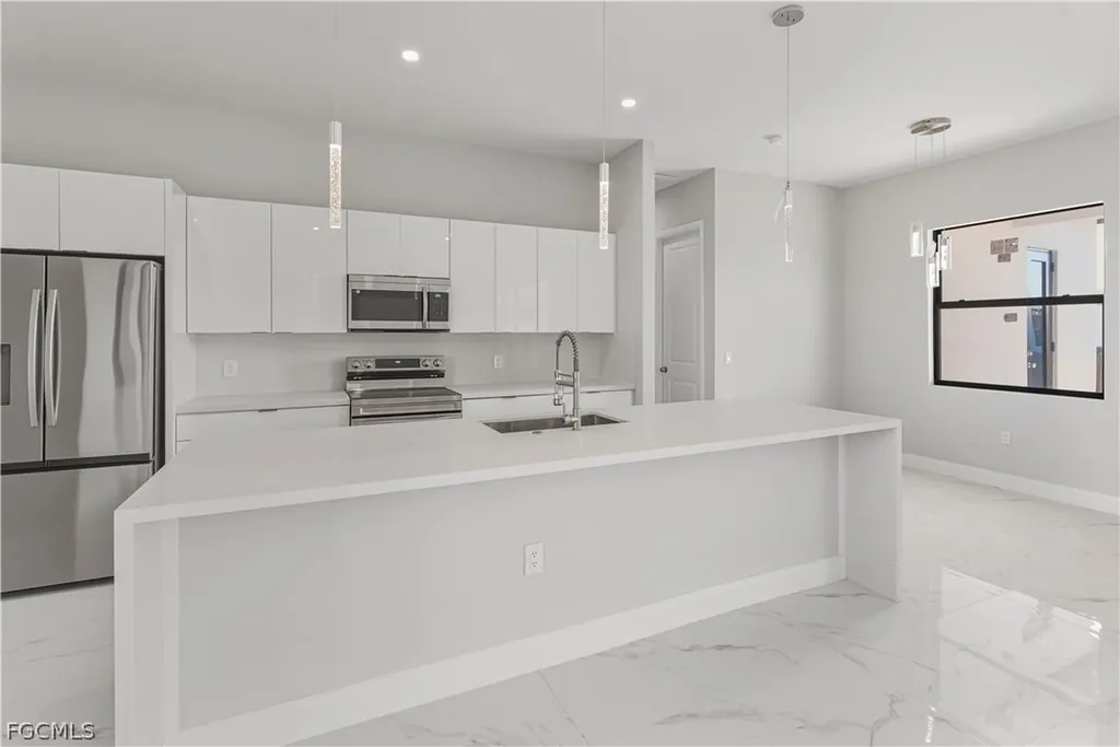 4214 NW 32nd Street Cape Coral FL 33993
